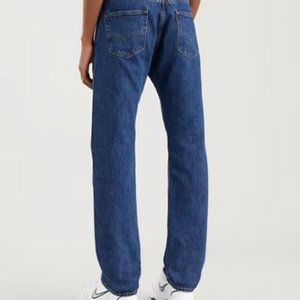 LEVI’S Men’s 501 Stonewashed Jeans 35” Waist